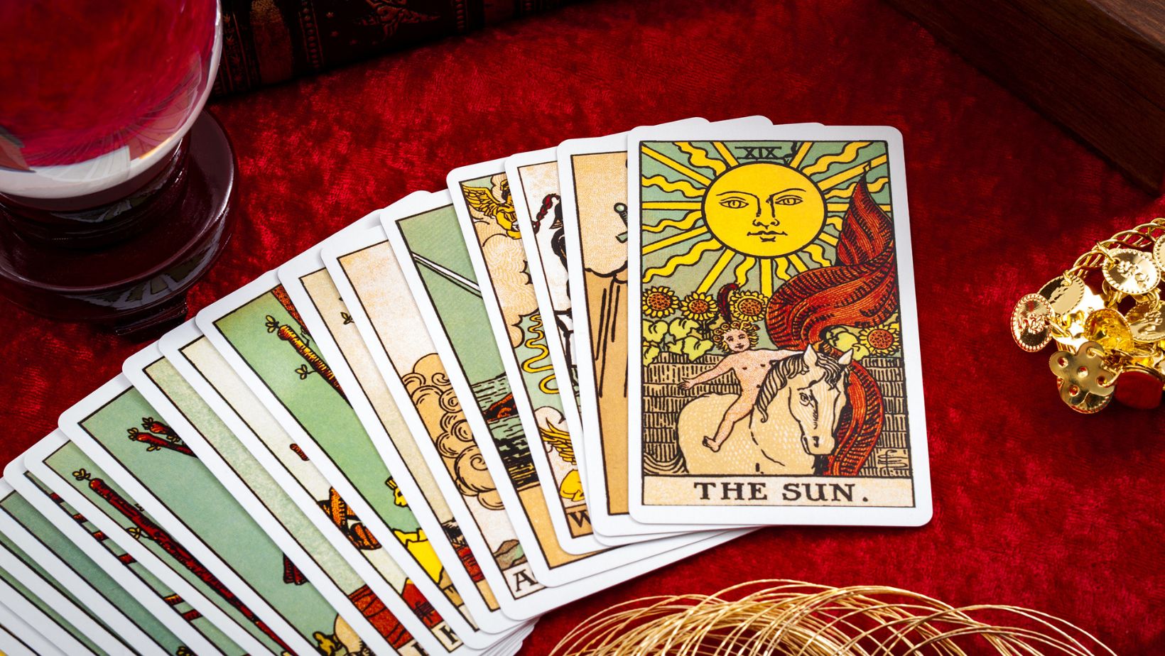 The Art And Design Of Tarot Cards - The Art World